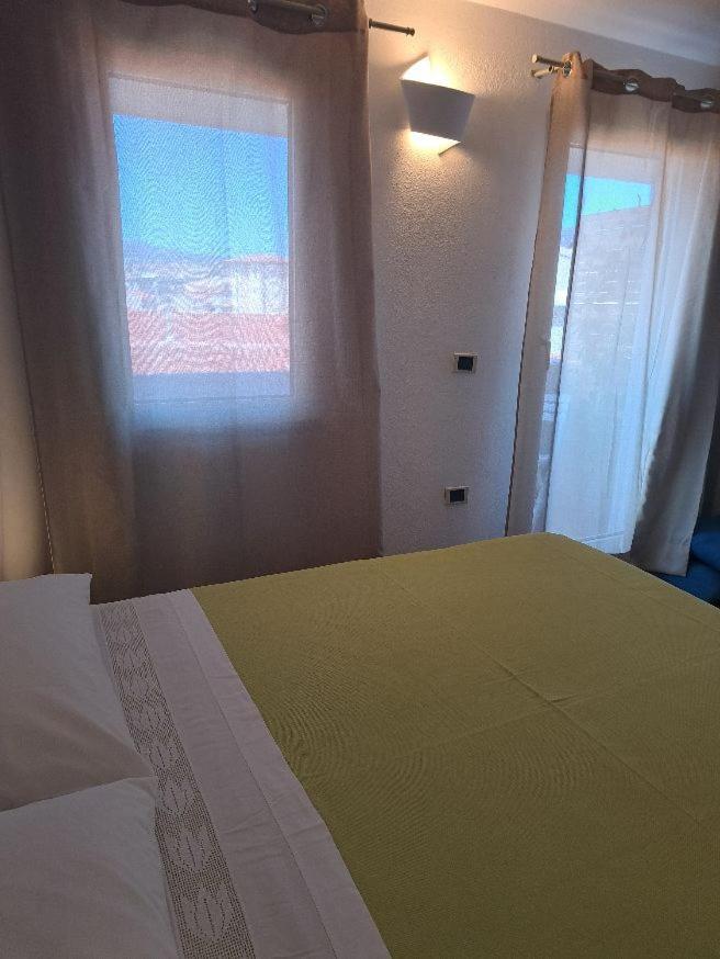 Bed and Breakfast Il Profumo Di Ginestre Olbia Exterior foto